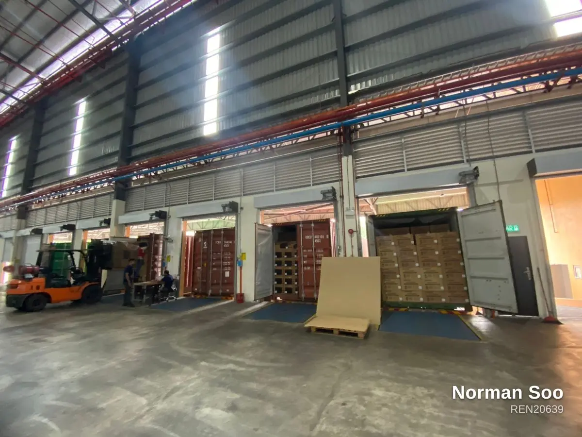 Listing photo 5